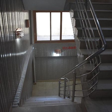 Hotel Kashmir Inn ราวัลปินดี ภายนอก รูปภาพ